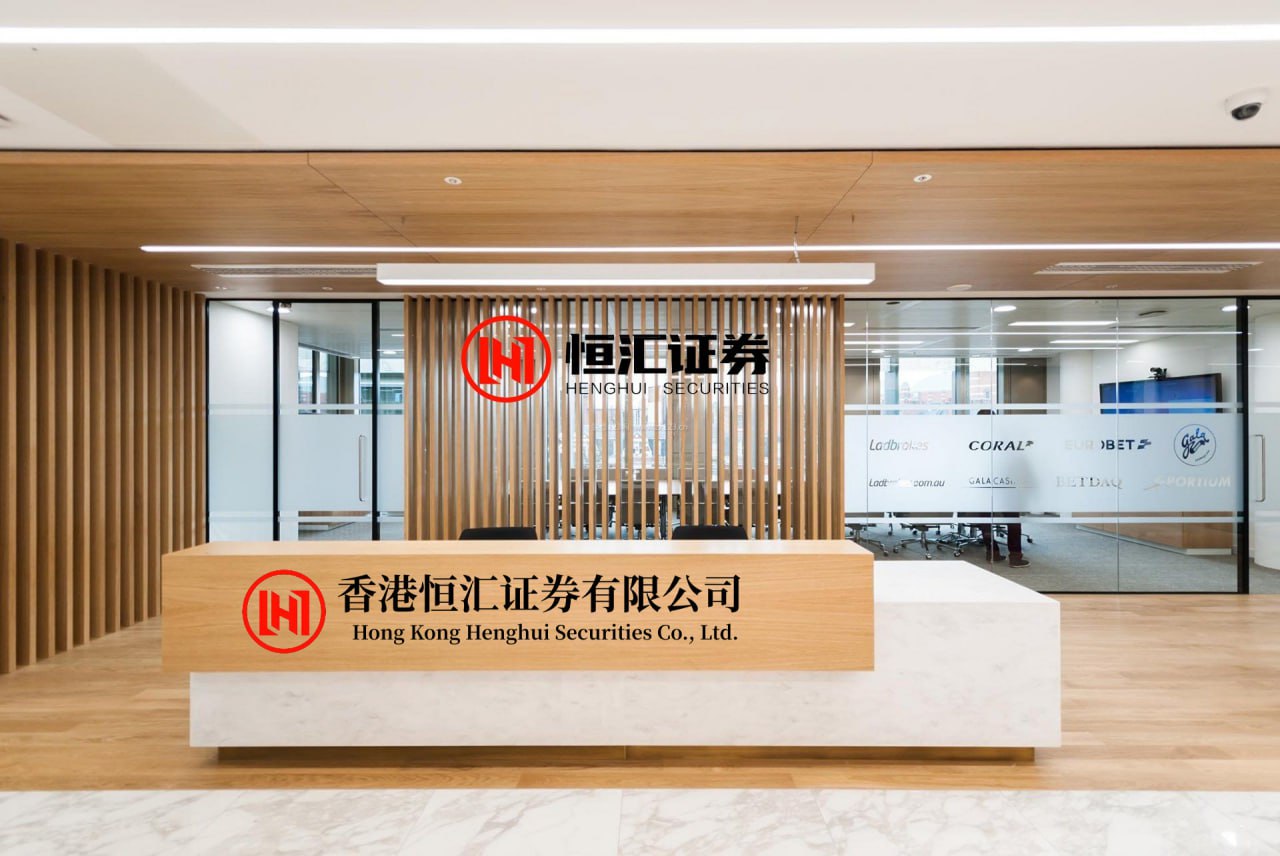 牛人配资 64.98万！最贵问界来了，余承东：地球最强SUV